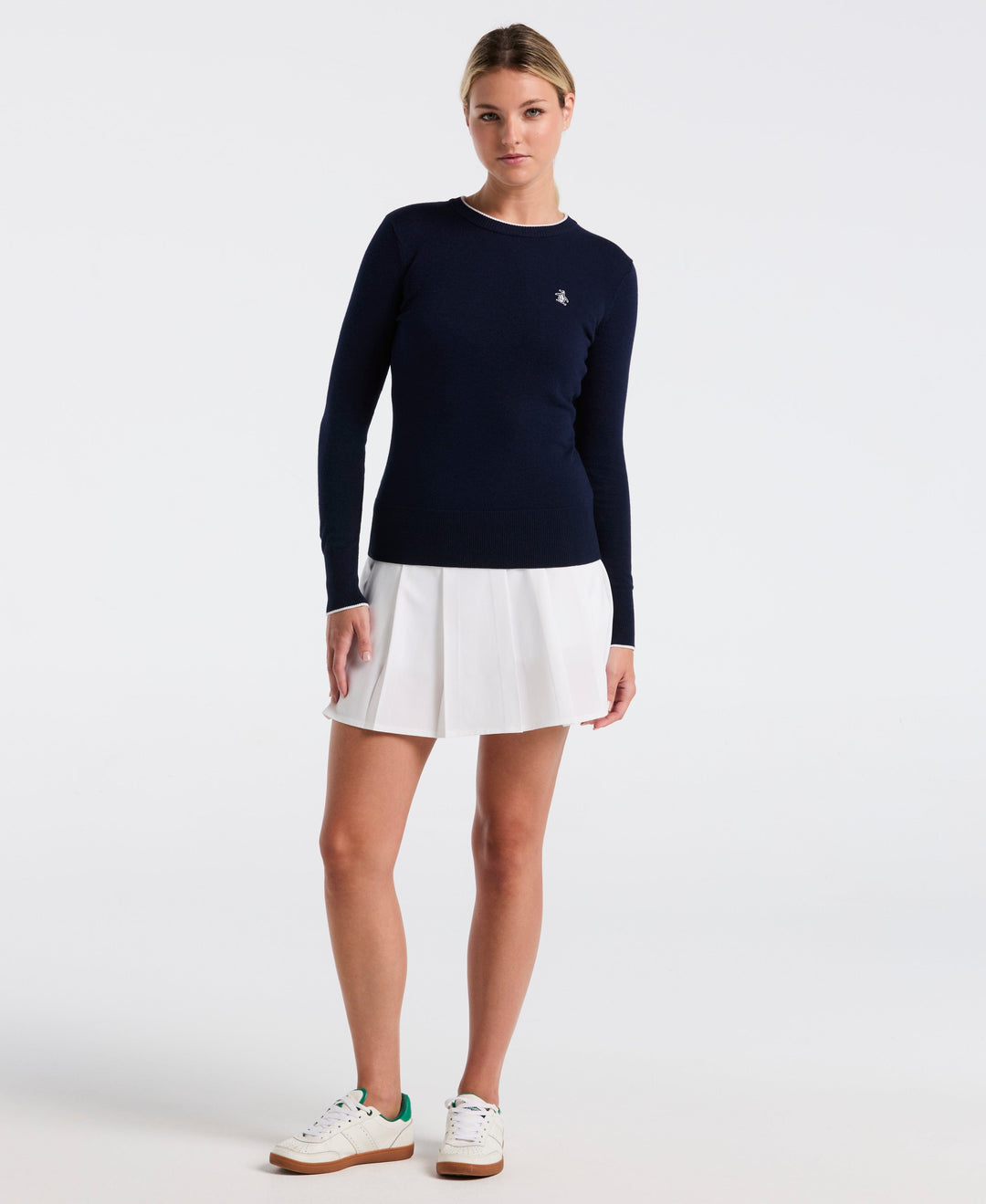 Solid Pullover Sweater (Black Iris) 